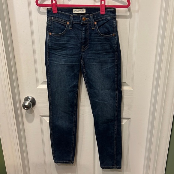 Madewell Denim - Madewell 9” High Riser Skinny Skinny Crop Jeans!